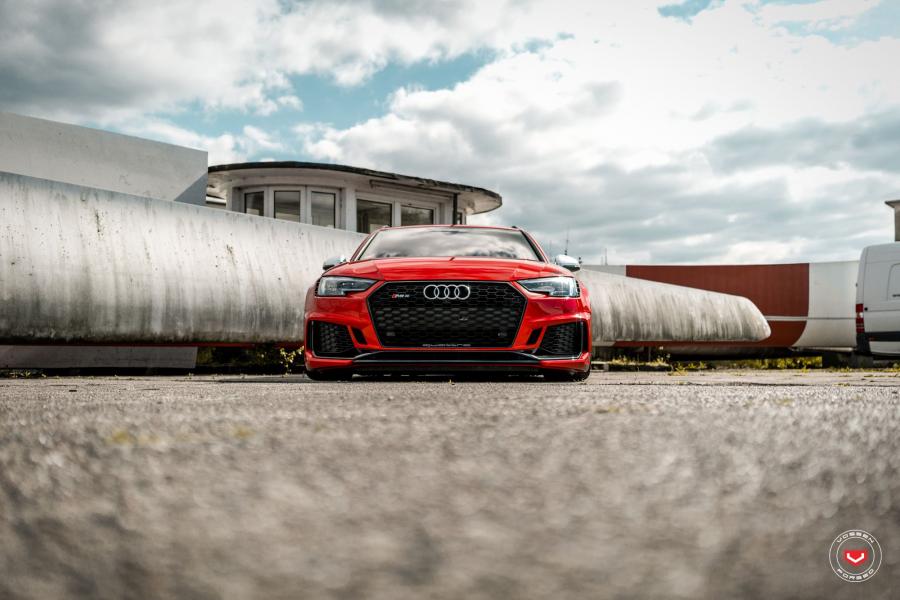  Audi RS4 Avant on Vossen Wheels (ML-R2) 2019 года  (фото 8 из 55)